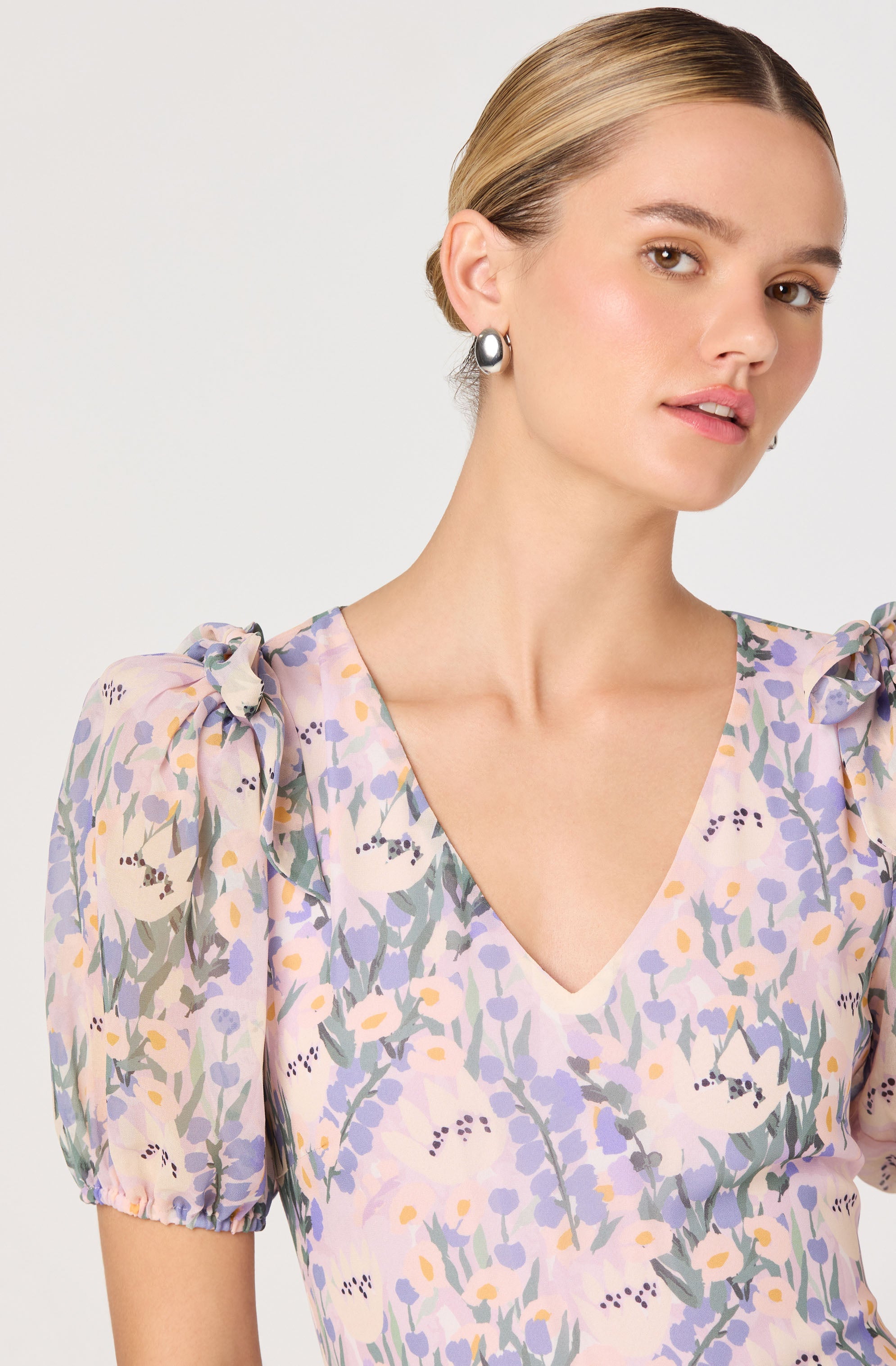Jessenia Floral Puff Sleeve Midi Dress