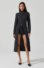 Estilo Mock Neck Slit Sweater