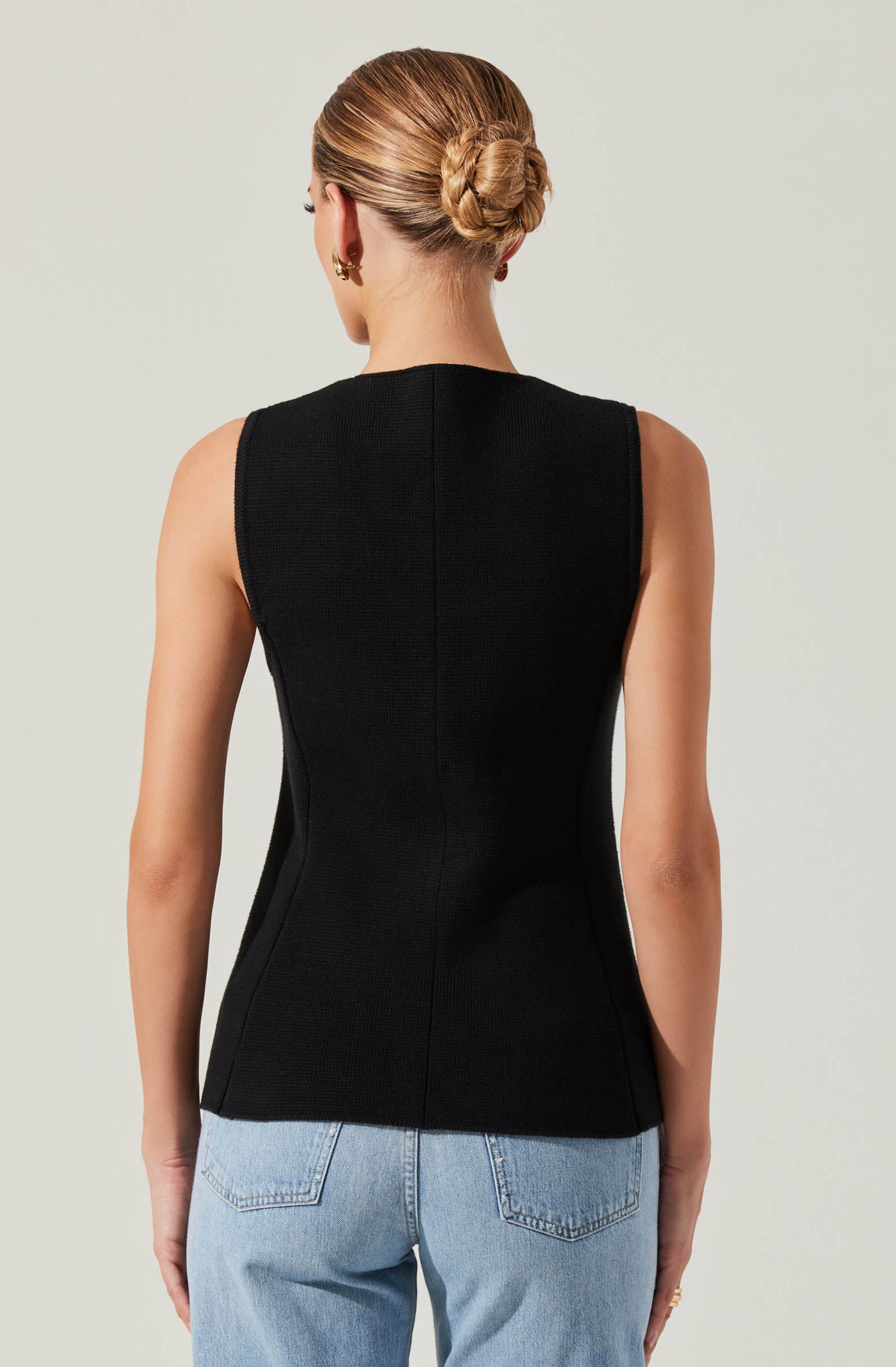Jayce sweater vest
