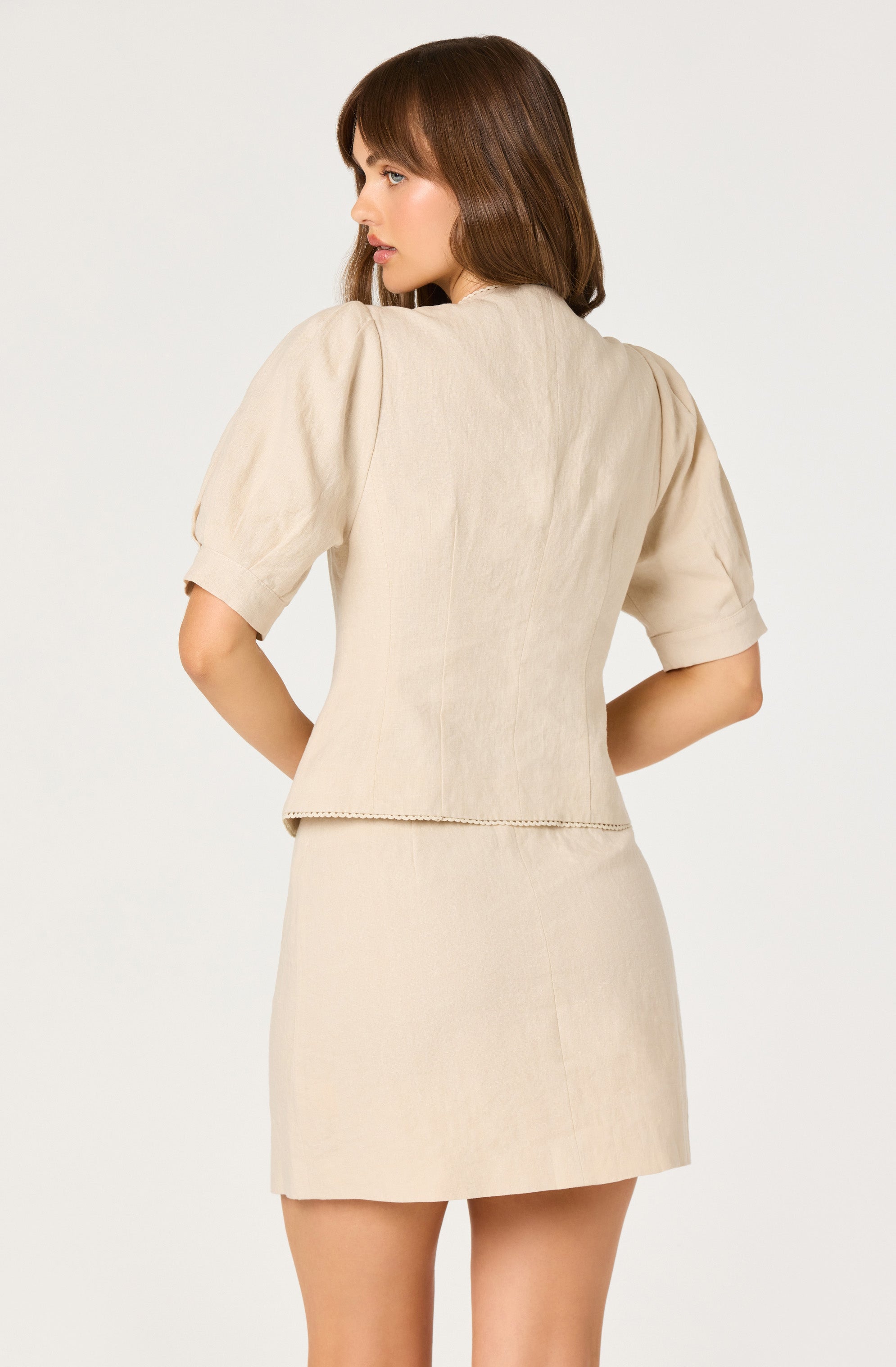 Cailey Linen Puff Sleeve Button-Front Top