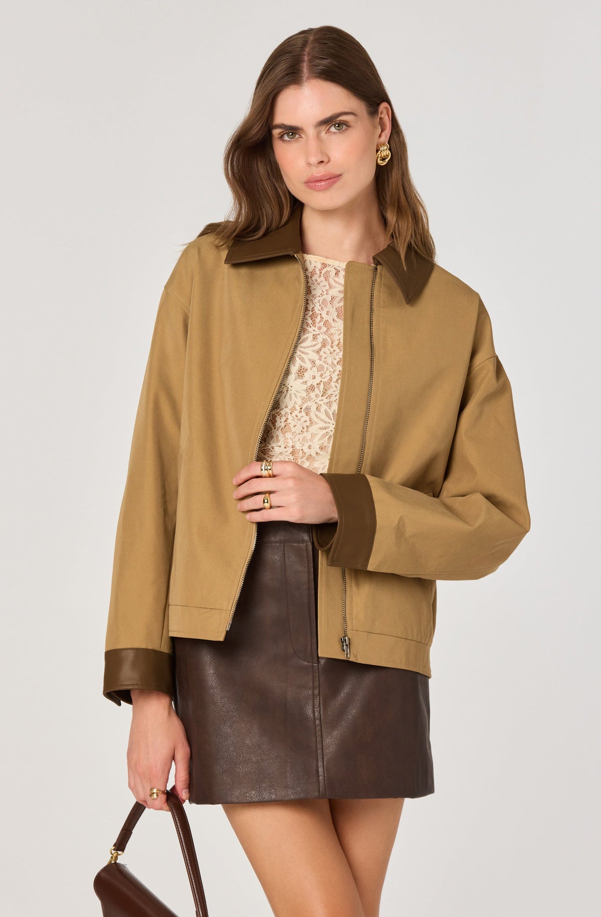 Contrast collar jacket